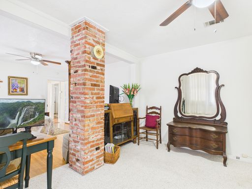 206 North Edison Street, Fredericksburg, TX 78624