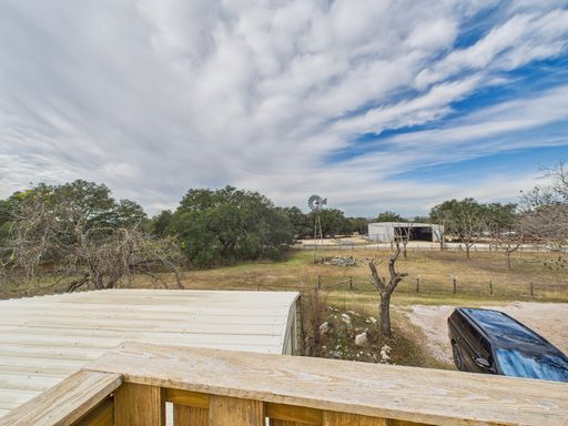 149 Hye Albert Rd, Hye, TX 78635