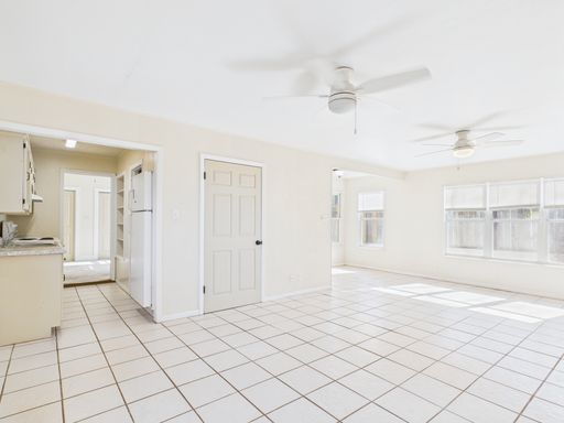 512 Kraupahen Street - A, Fredericksburg, TX 78624