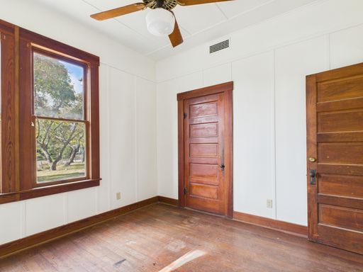 401 Fulton , Fredericksburg, TX 78624