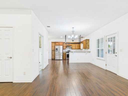 717 Darlington Drive, Fredericksburg, TX 78624