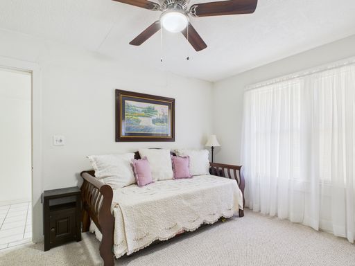 206 North Edison Street, Fredericksburg, TX 78624