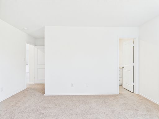114 Cairans Crossing, Fredericksburg, TX 78624