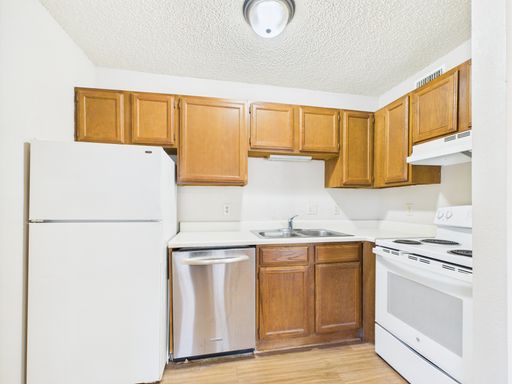 297 Billie Dr. - 8, Fredericksburg, TX 78624