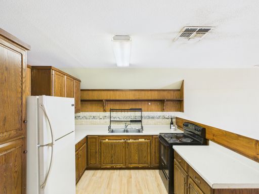 149 Hye Albert Rd, Hye, TX 78635