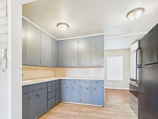 208 Myrtle Ave , Harper, TX 78631