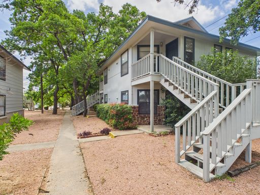 293 Billie Dr. - 13, Fredericksburg, TX 78624