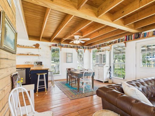 289 KC 474, Harper, TX 78631