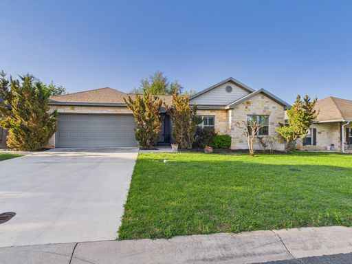 717 Darlington Drive, Fredericksburg, TX 78624