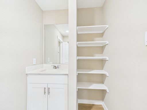 724 Grace Lane, Fredericksburg, TX 78624