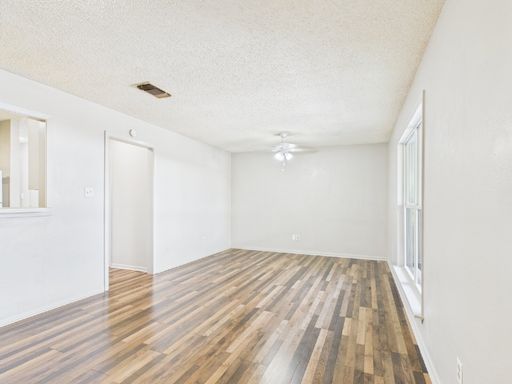 1603 Stoney Ridge Court, Unit 6, Marble Falls, TX 78654