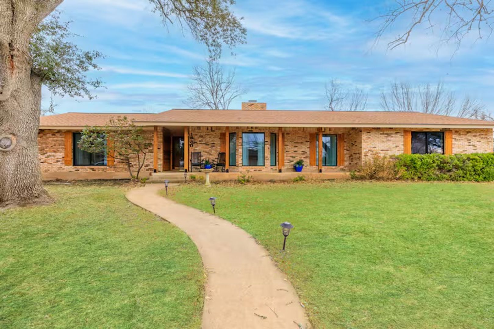 Fredericksburg House: 1830 Quailwood Drive