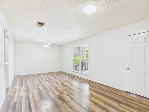 1603 Stoney Ridge Court, Unit 6, Marble Falls, TX 78654