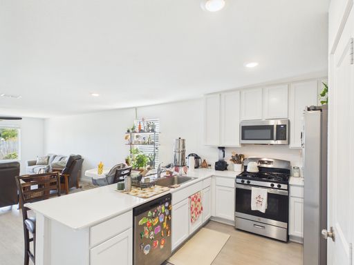 127 Aidan Trl, Fredericksburg, TX 78624