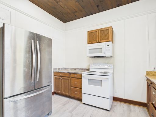 401 Fulton , Fredericksburg, TX 78624