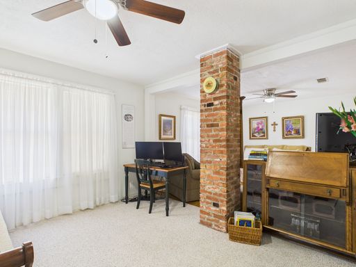 206 North Edison Street, Fredericksburg, TX 78624