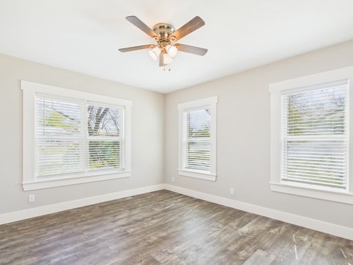 108 South Olive, Fredericksburg, TX 78624