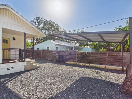 313 Fulton Street, Fredericksburg, TX 78624