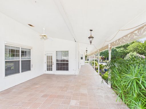 511 Kristofer, Fredericksburg, TX 78624