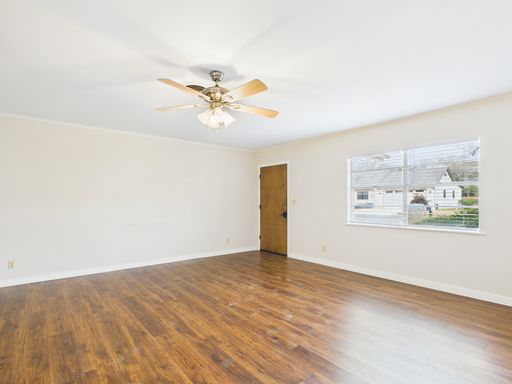 209 Forest Trail, Fredericksburg, TX 78624