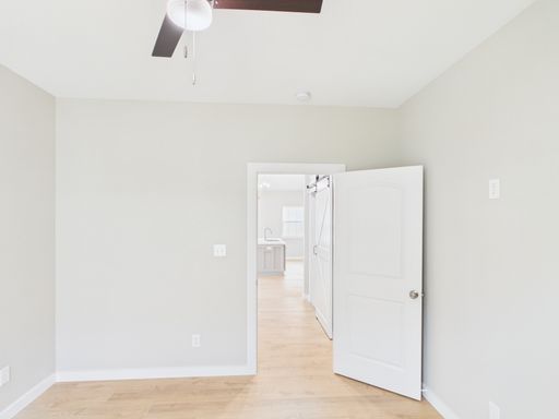 126 Feather Way , Fredericksburg, TX 78624