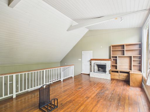 104 N Elk Street, Fredericksburg, TX 78624