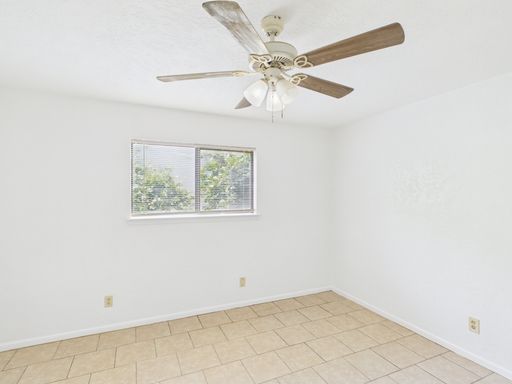 293 Billie Dr. - 13, Fredericksburg, TX 78624