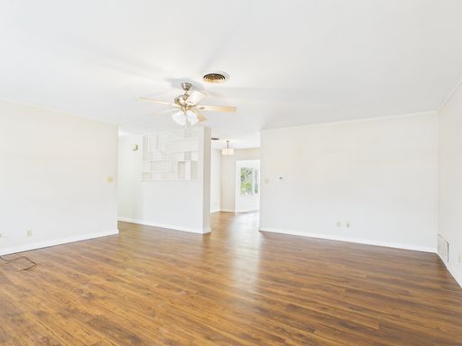 209 Forest Trail, Fredericksburg, TX 78624