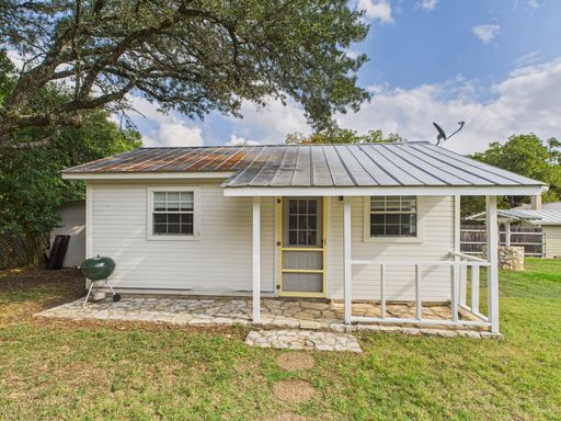 108 Beverly Drive, Unit B, Fredericksburg, TX 78624