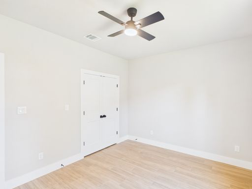 110 Parlin, Fredericksburg, TX 78624