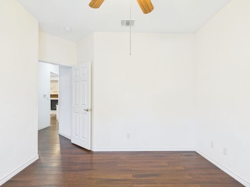 717 Darlington Drive, Fredericksburg, TX 78624