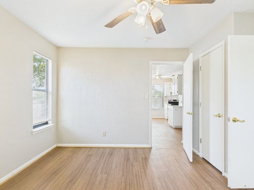 298 Friendship Ln. - 27, Fredericksburg, TX 78624