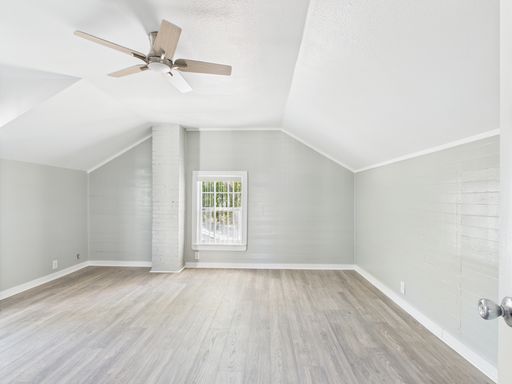 112 West Hackberry Street, Fredericksburg, TX 78624