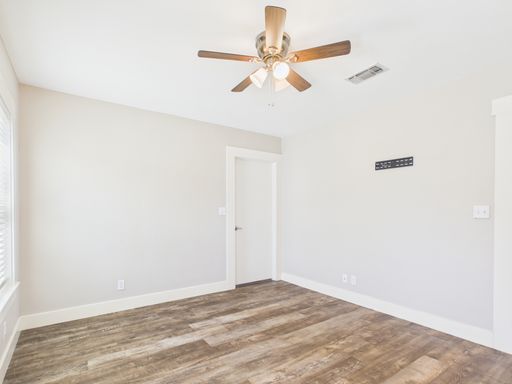 108 South Olive, Fredericksburg, TX 78624