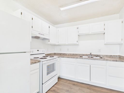 1604 9th Street, Unit B, Marble Falls, TX 78654