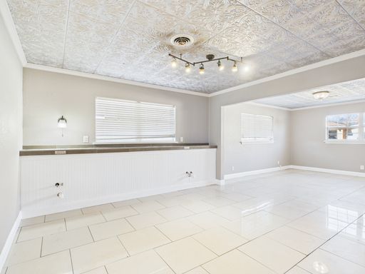 1209 E Main  , Fredericksburg, TX 78624