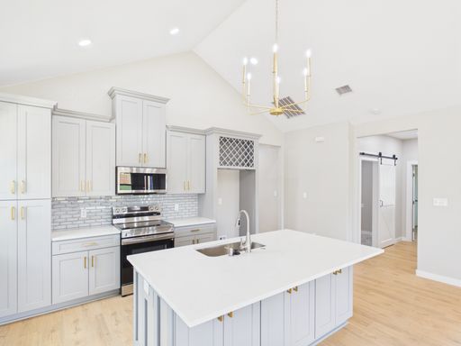 126 Feather Way , Fredericksburg, TX 78624