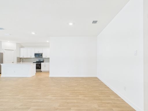 724 Grace Lane, Fredericksburg, TX 78624