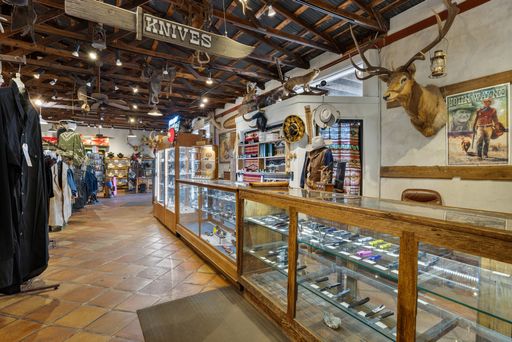 117 N Adams  , Fredericksburg, TX 78624