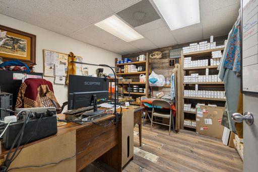 117 N Adams  , Fredericksburg, TX 78624
