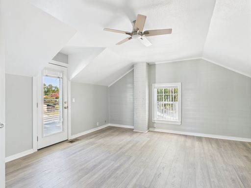 112 West Hackberry Street, Fredericksburg, TX 78624