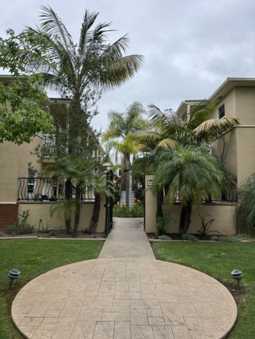 CORONADO Apartment: 716 F AVENUE