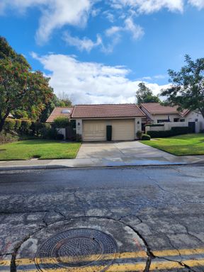 BEAUTIFUL TWO BED, TWO BATH HOME! 55+ COMMUNITY – photo 1