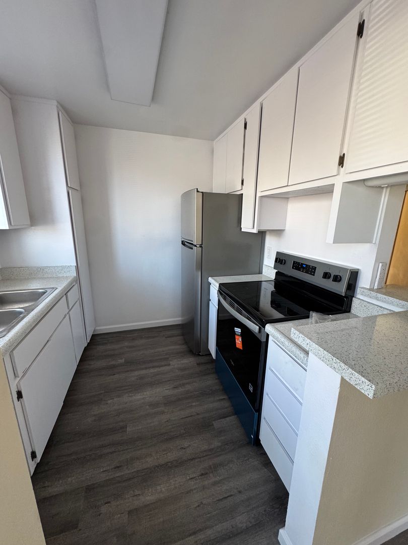 SAN DIEGO Apartment: 4828 ART STREET