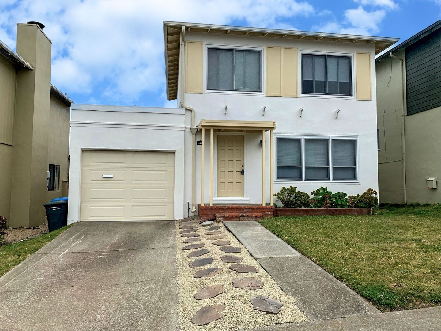 Pacifica House: 447 Imperial Dr