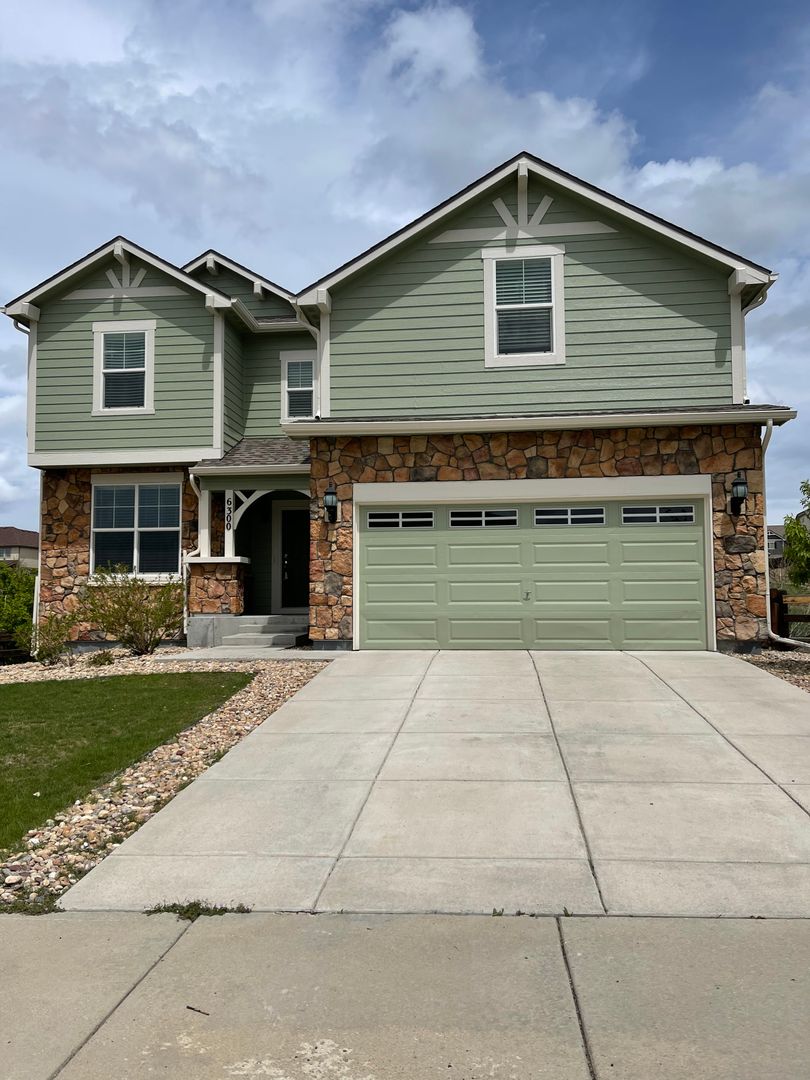 Aurora House: 6300 S Ider St
