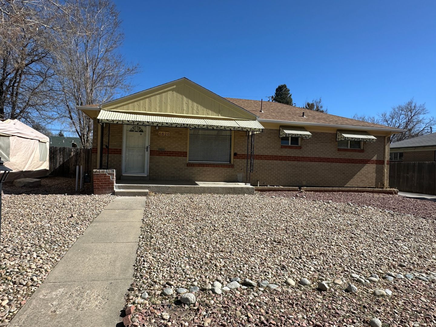 Denver House: 6820 Larsh Dr