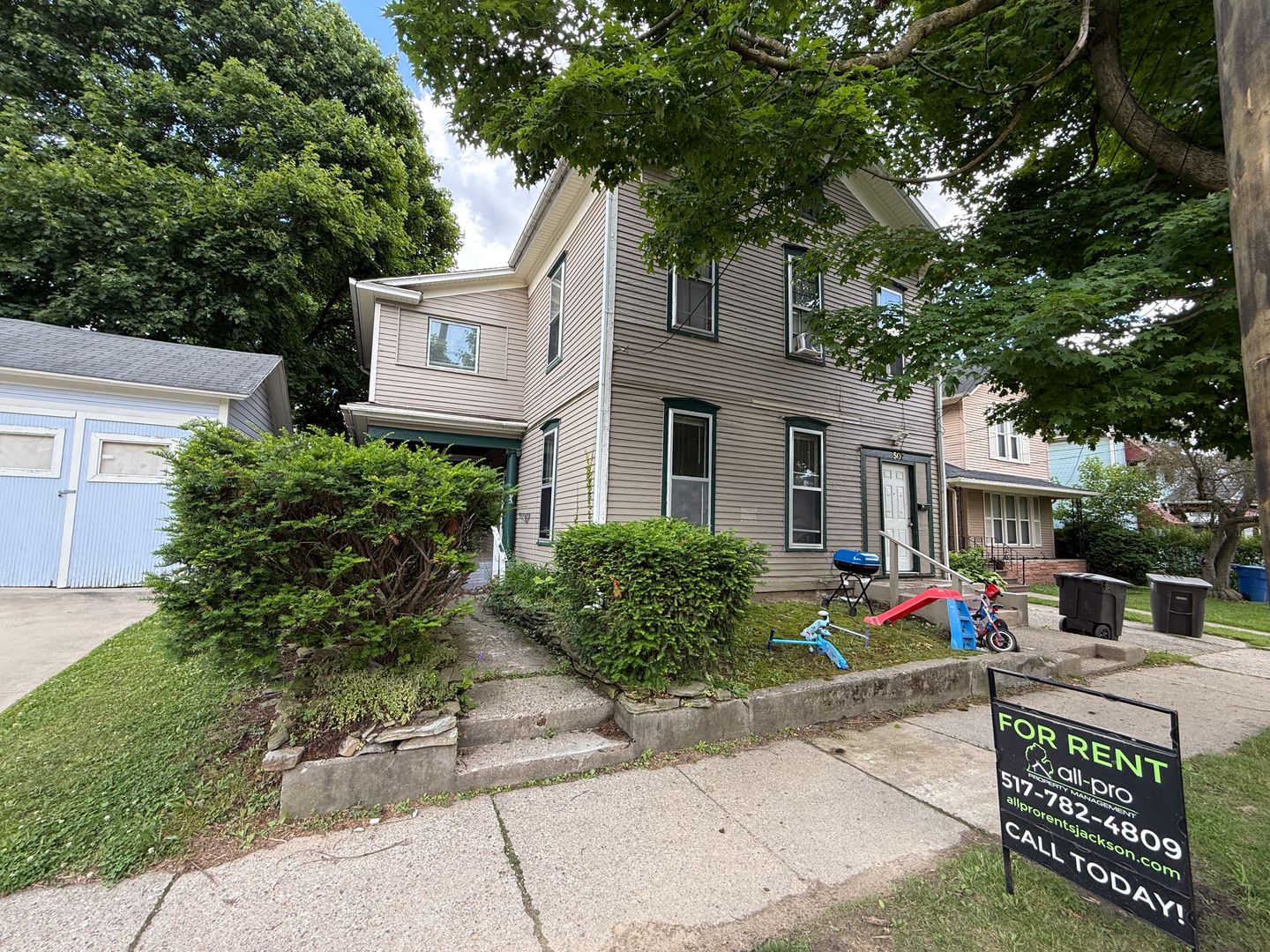 Jackson Apartment: 505-507 Second St