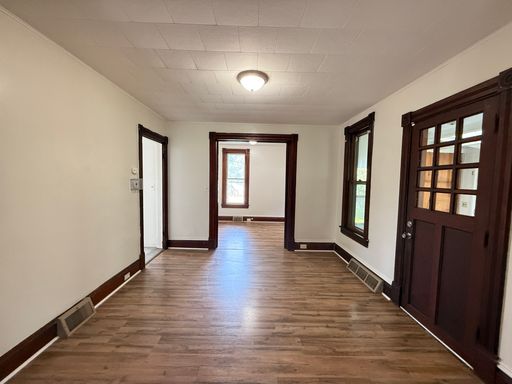 Listing photo thumbnail