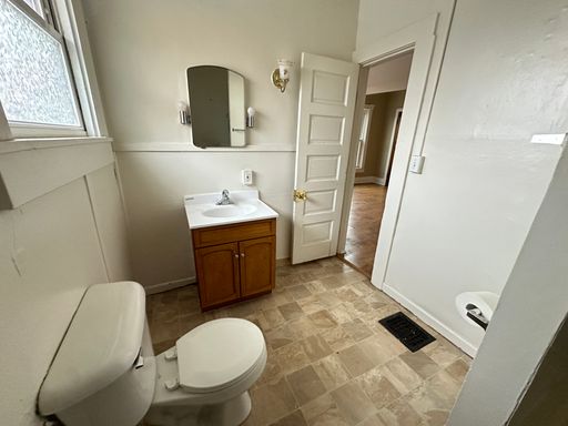 Listing photo thumbnail